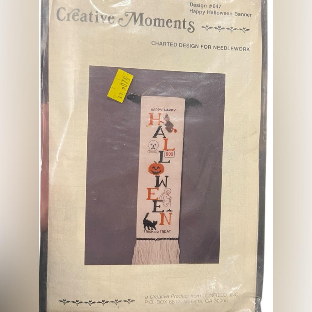 Creative Moments‎ Happy Halloween Wall Hanging Banner Cross Stitch #647
